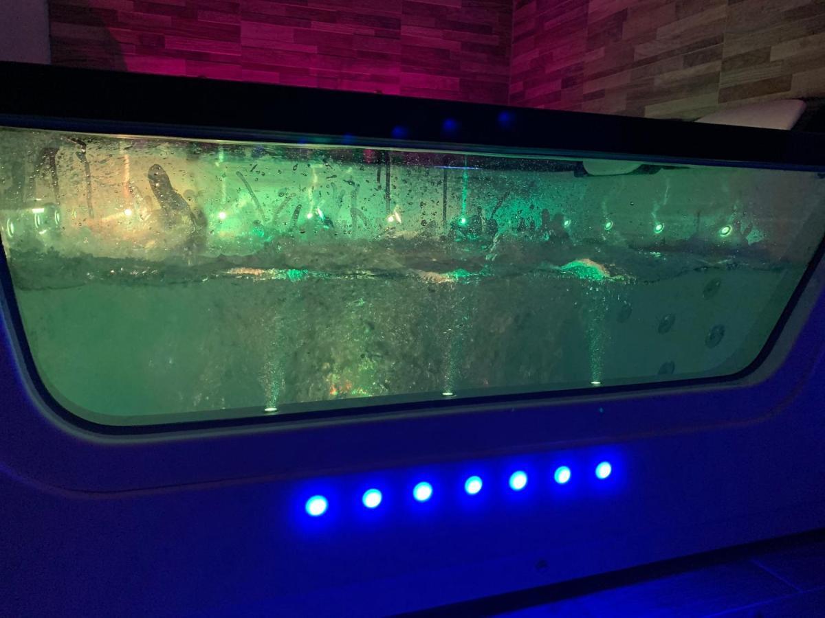 Appartement Cosy Jacuzzy Luxe Gare De Toulon Kültér fotó