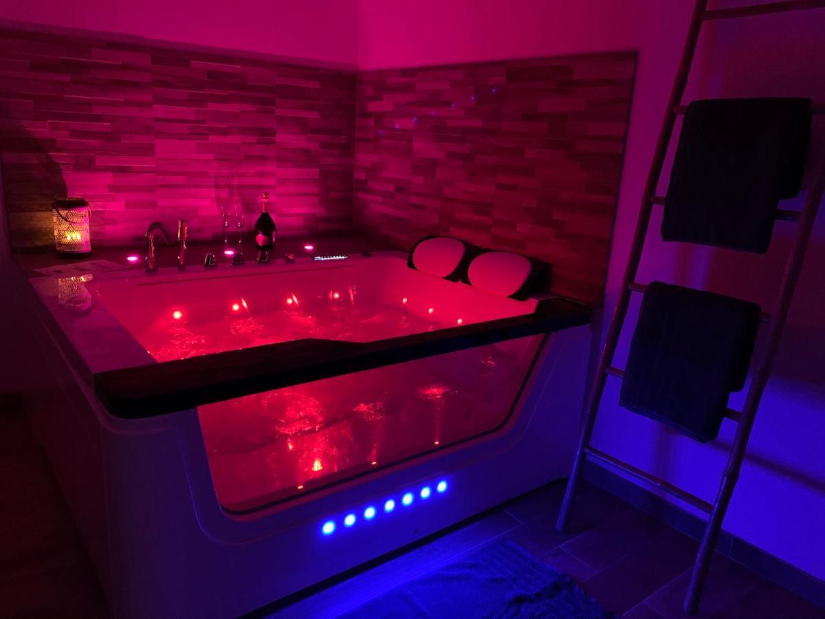 Appartement Cosy Jacuzzy Luxe Gare De Toulon Kültér fotó