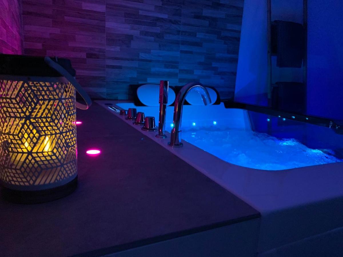 Appartement Cosy Jacuzzy Luxe Gare De Toulon Kültér fotó