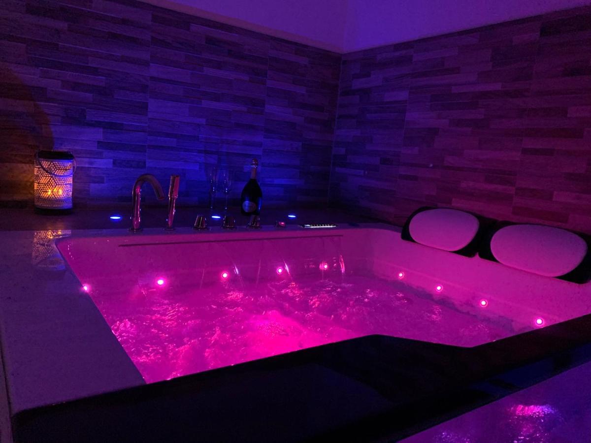Appartement Cosy Jacuzzy Luxe Gare De Toulon Kültér fotó